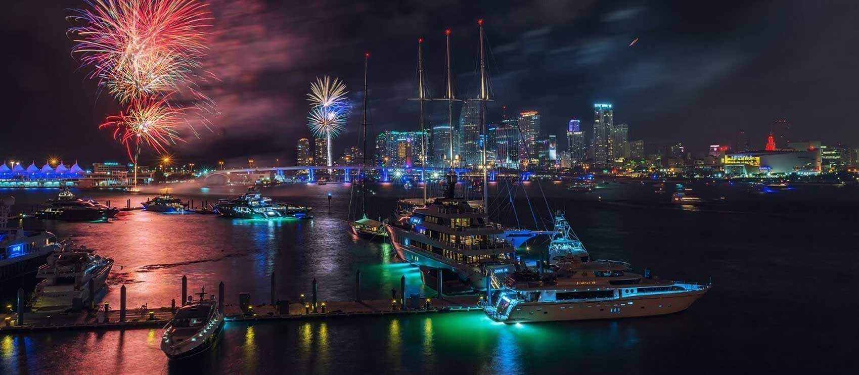 New Year's Eve Boat Rental Miami hero image